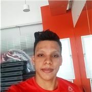 Más que licenciado en educación física, me considero un profesional de la salud, enfocado en lograr los objetivos planteado por el cliente. Teniendo en cuenta su condición física y experiencia con el entrenamiento